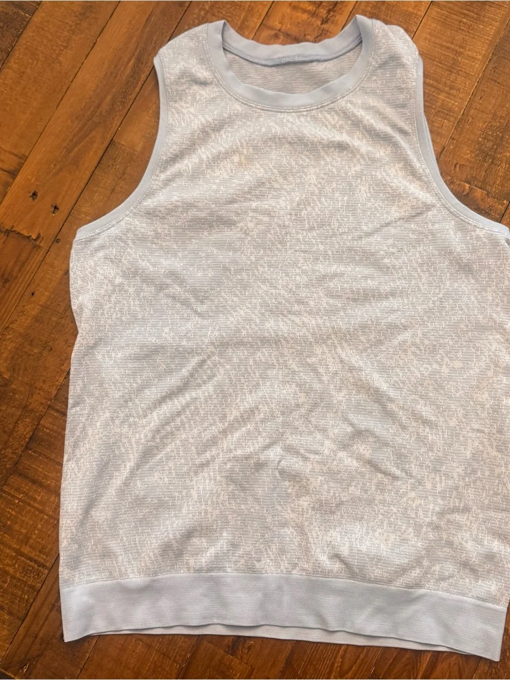 LULU🍋 Swiftly Breathe Muscle Tank